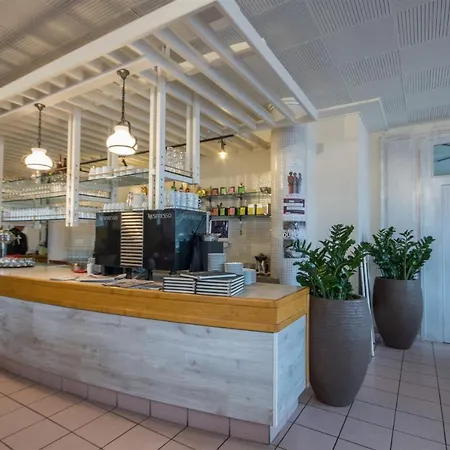 Hotell De Du Sentier 3*