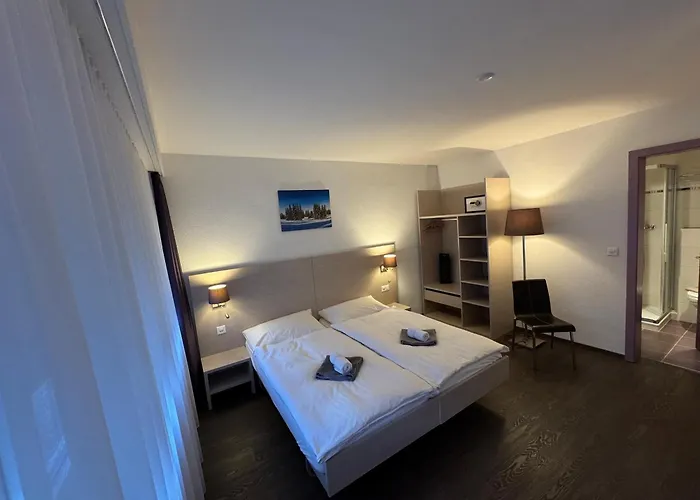 De Du Sentier Hotell