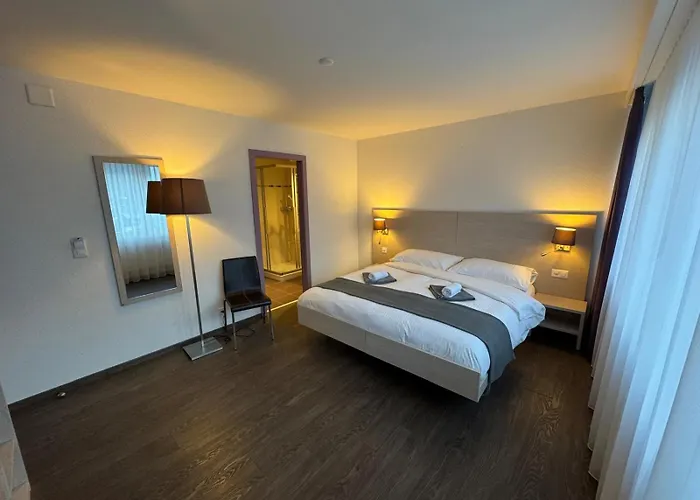 מלון De Du Sentier