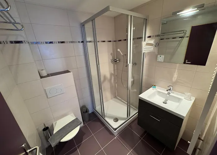 De Du Sentier Le Sentier