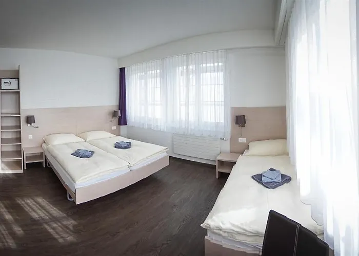 Hotel De Du Sentier Le Sentier